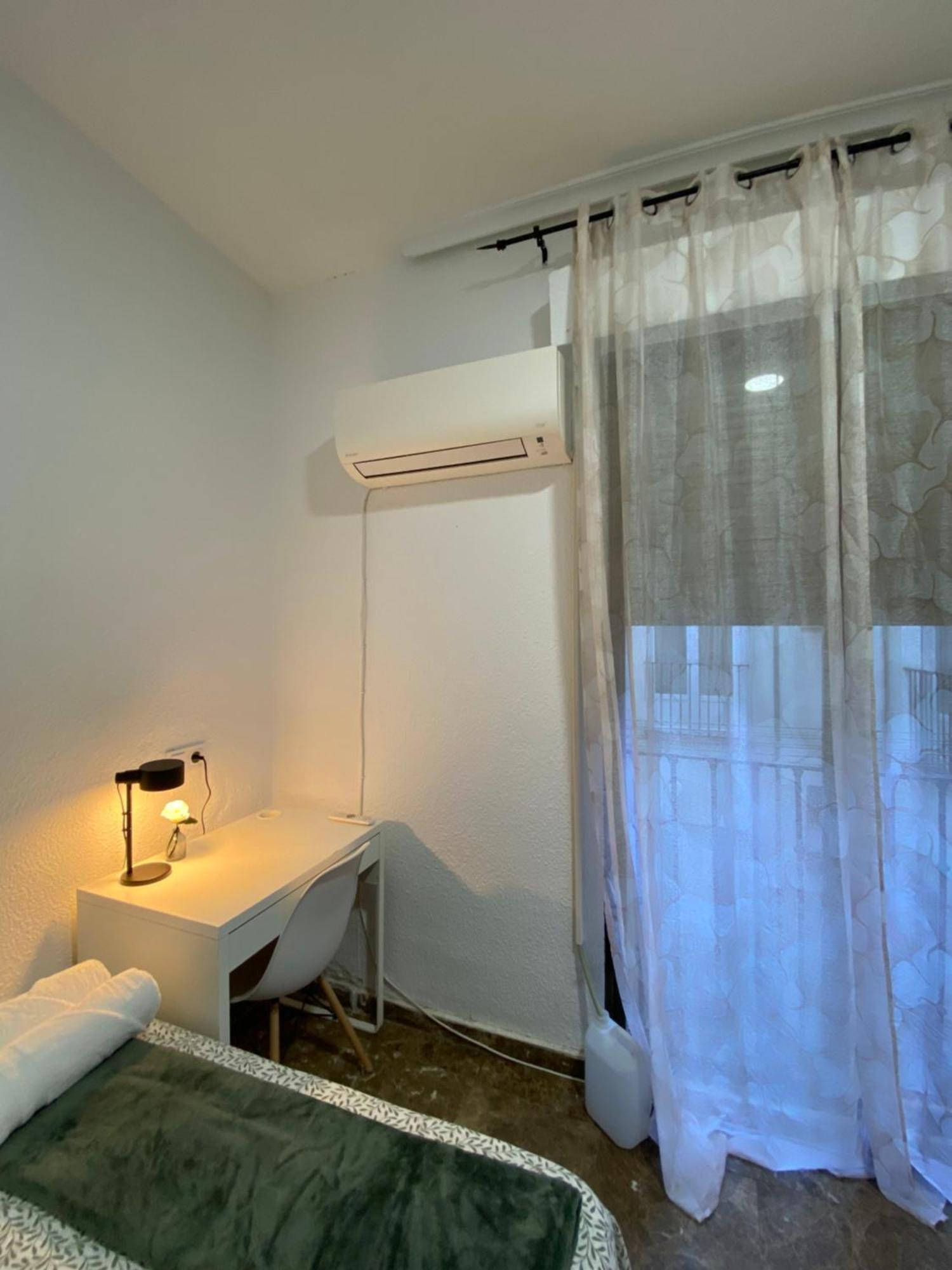 Apartamentos Econostay Fuencarral Madrid Kültér fotó